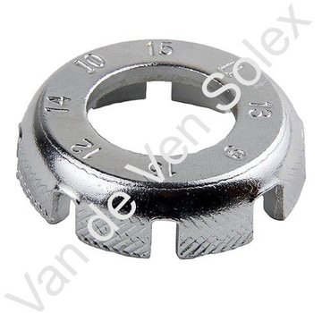 Spoke key