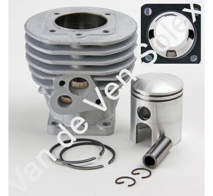 19. Cylindre de course Solex alésage 39,5 avec 3 transferts. Complet avec piston.