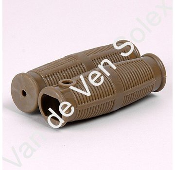 06. Handgrips  OTO. One open, one closed