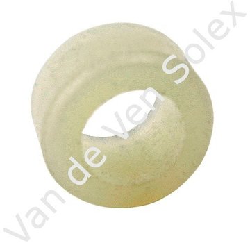 06. Carburettor fuel line seal