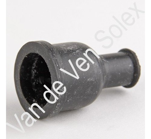 20. Capuchon de protection en caoutchouc pour raccord pivotant de câble de bougie