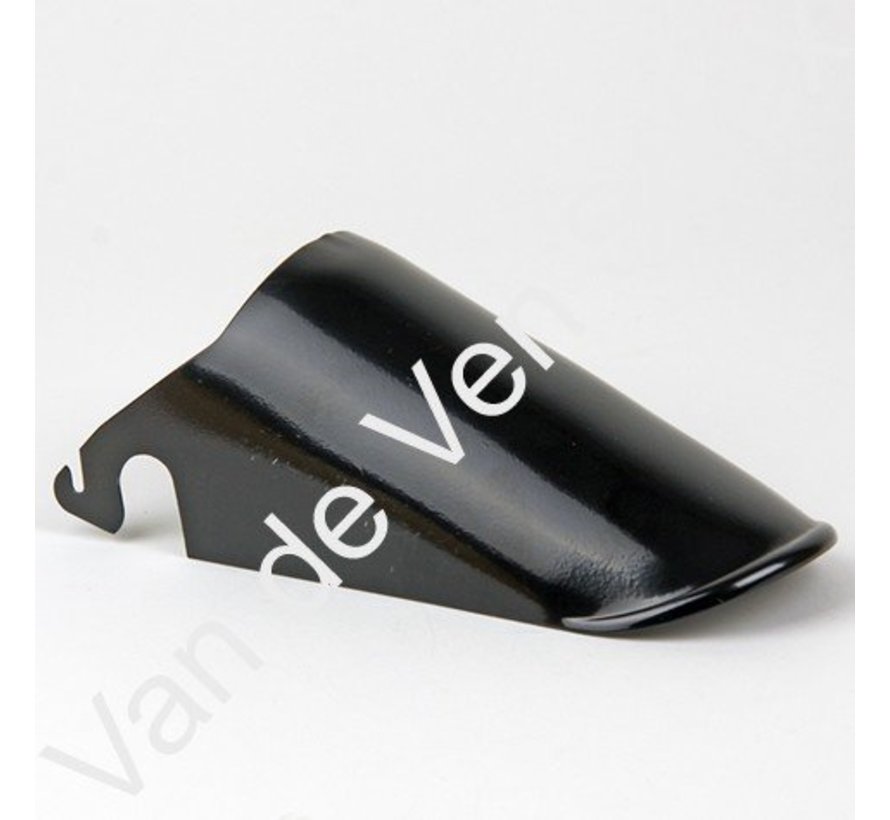 08. Engine mudguard chrome