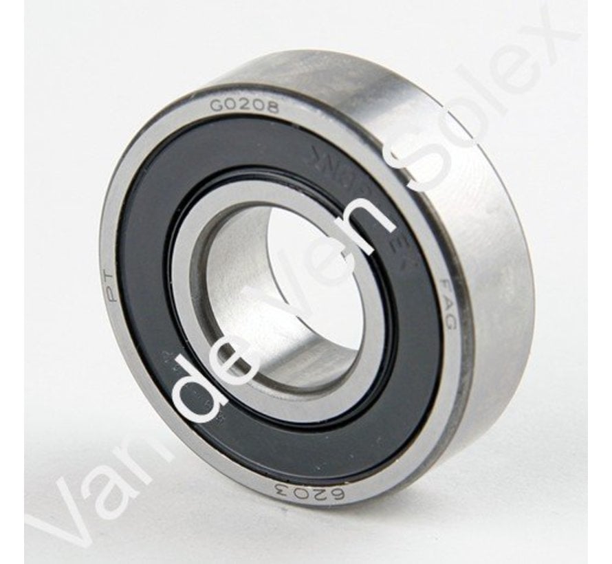 37. Cover bearing crankcase OTO