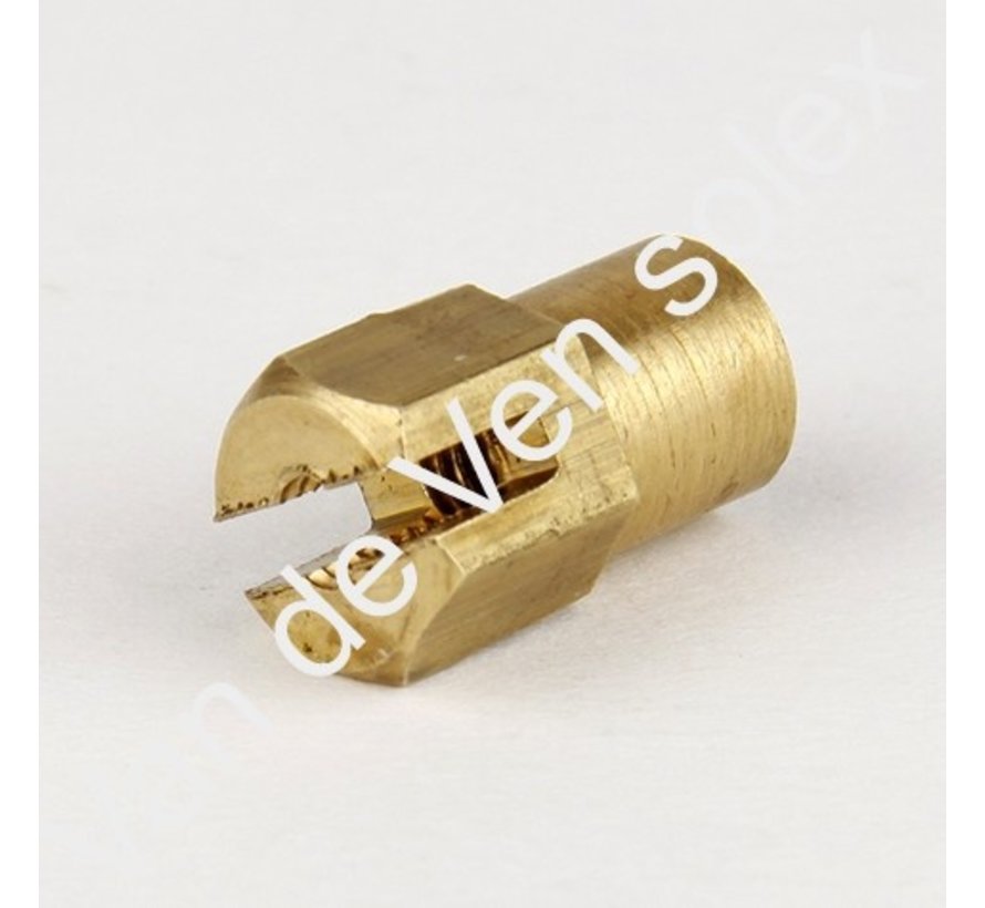 16. Nut decompressor valve