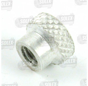 Light cover nut