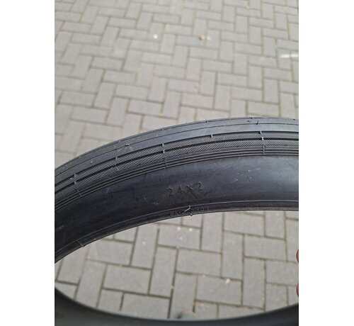Reifen 24 x 2 Schwarz
