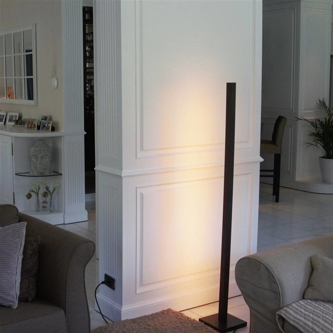 Lampadaire design salon bronze chaleureux rustique