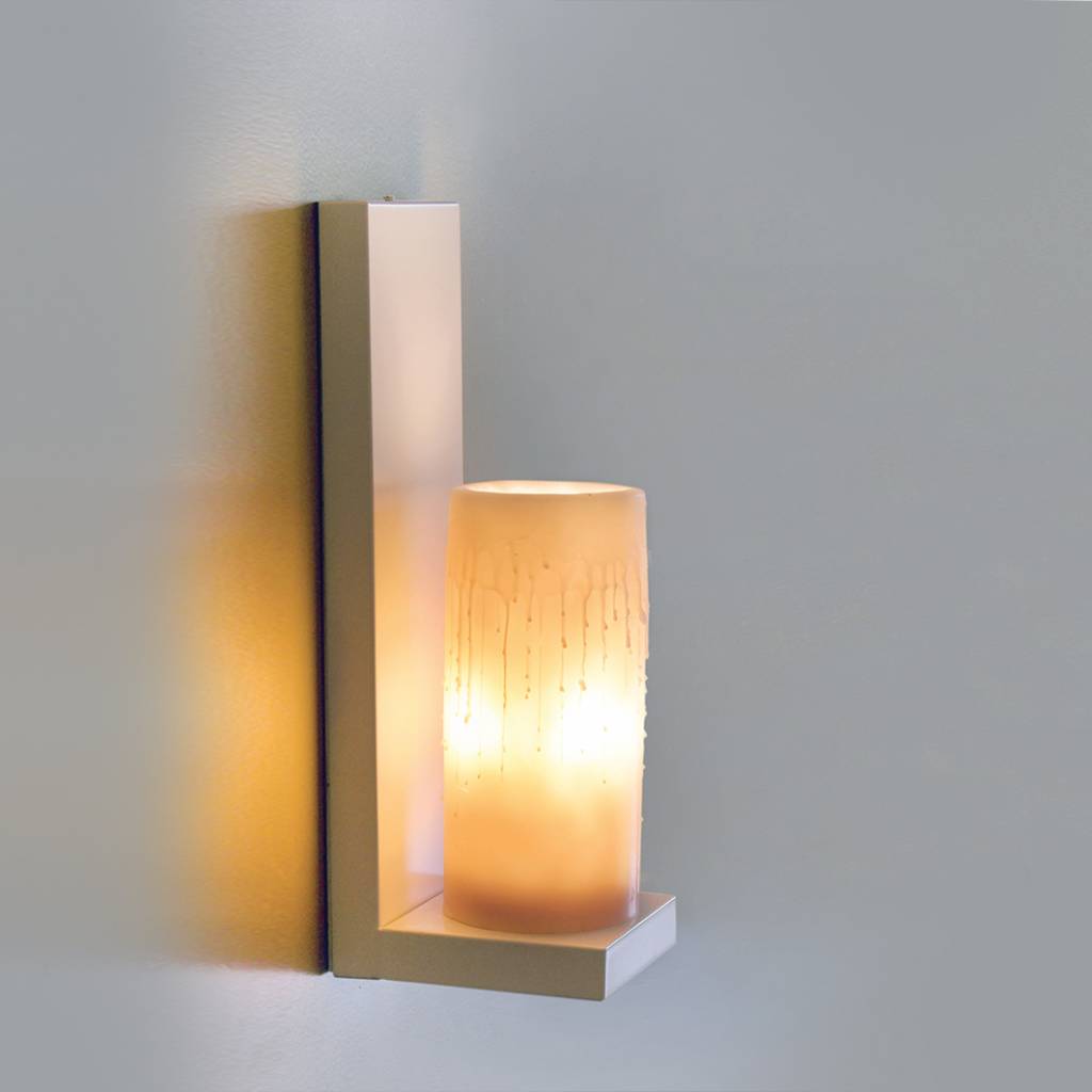 Design wandlamp met kaars flikkerend landelijk Feluce