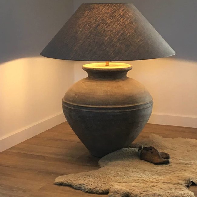 Grote schemerlamp met kap landelijk 90 cm hoog
