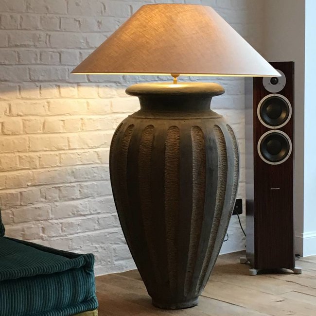 Aardewerk lamp met kap landelijk 120-133 cm hoog