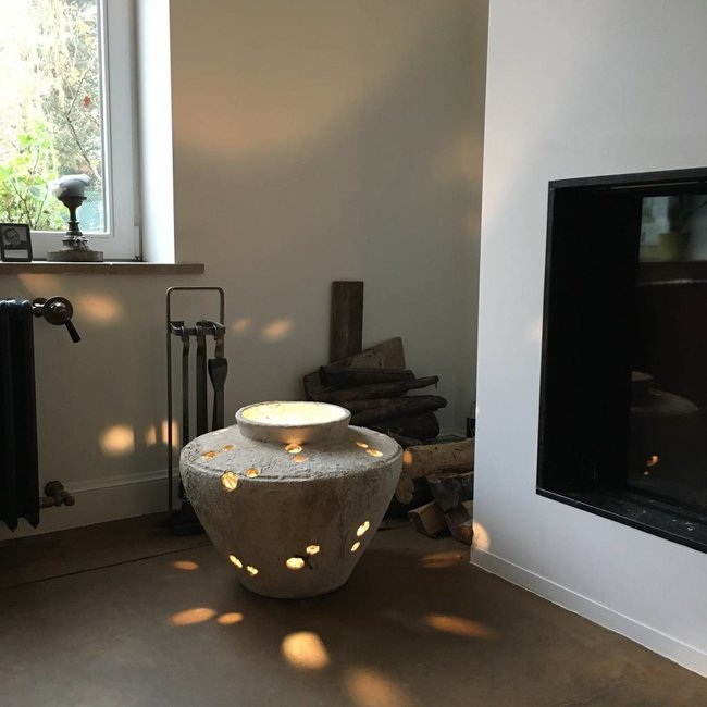 Aardewerk lamp met gaten 44 cm H