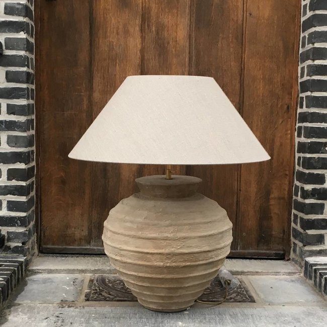 Lampe en terre cuite avec abat-jour