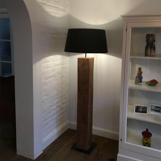 Houten Lampen - Mooie houten lampen in een Moderne Woning