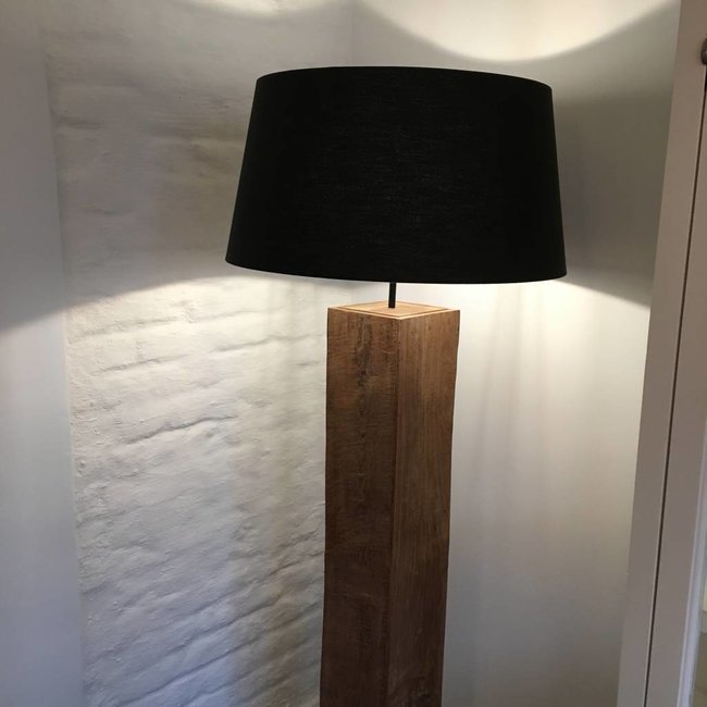Lampadaire bois rustique avec abat-jour