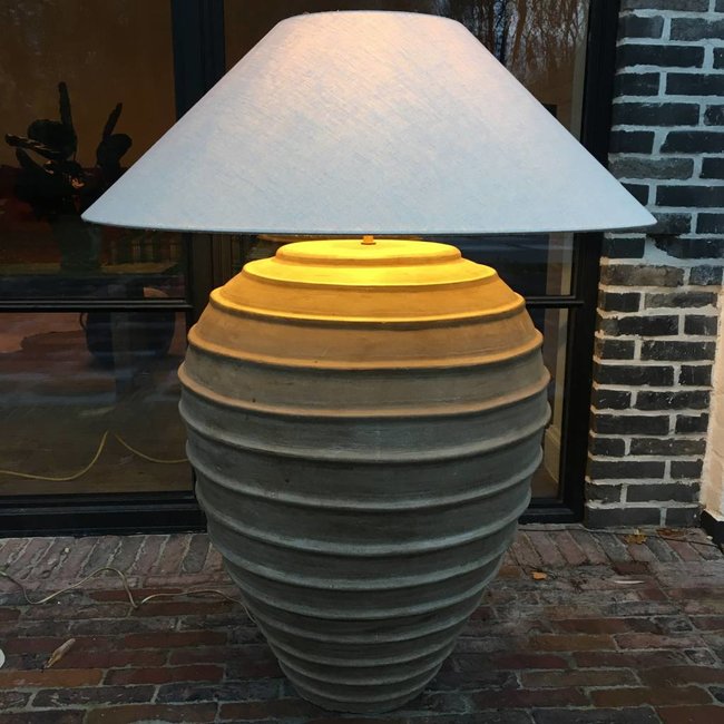 Grote kruiklamp met lampenkap 108 - 122 cm H