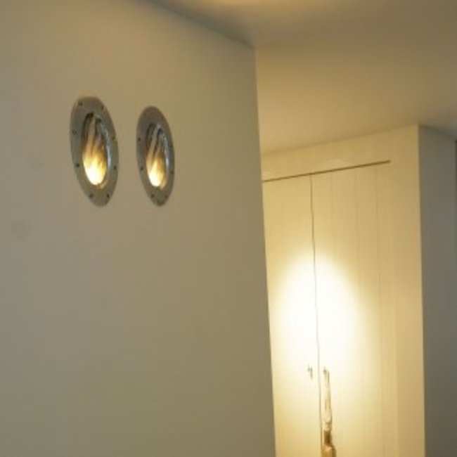 Trap licht in landelijke stijl