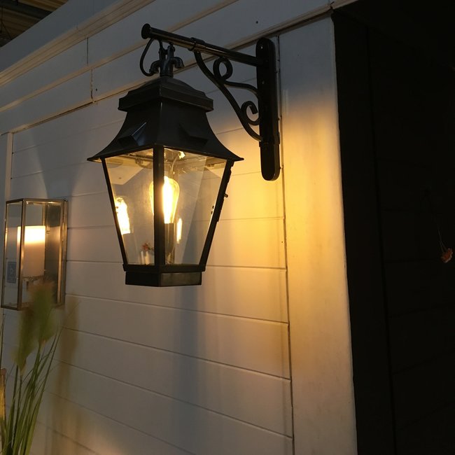 Gevellantaarn brons landelijke stijl voor 1 of 2 lampen