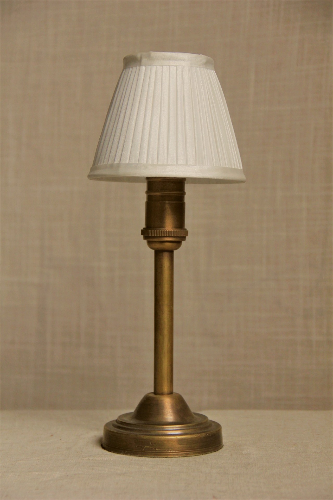 Lampe De Table Laiton Abat-jour Coquille – Pièce Unique Italienne – Arterameferro