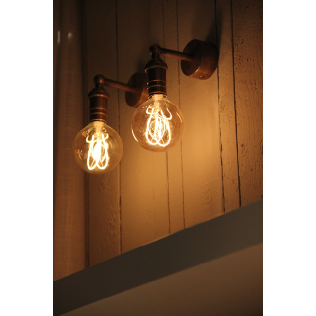 Wandlamp barok met lampenkap brons