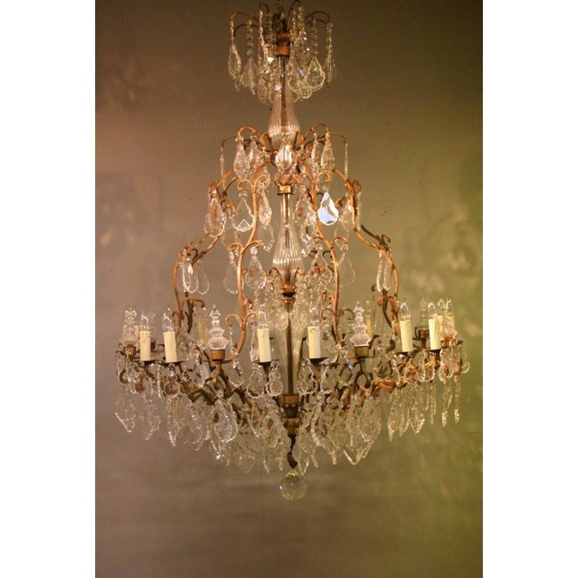 Grand chandelier pampilles bronze 16xE14