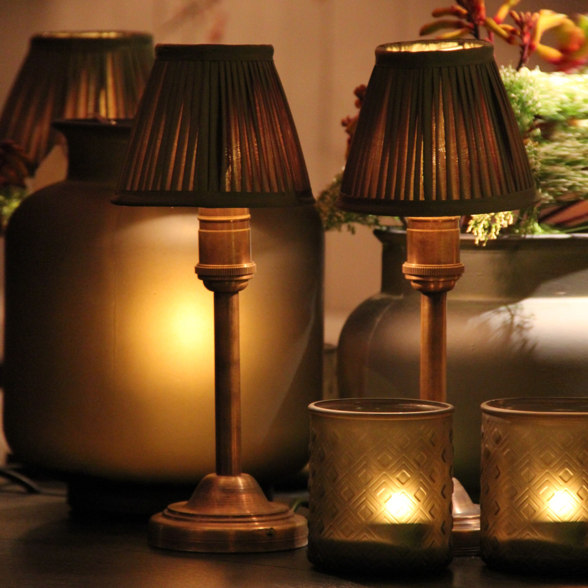 Zogenaamd Bestrating weduwe Tafellamp lampenkap brons met lampenkap barok stijl - Feluce