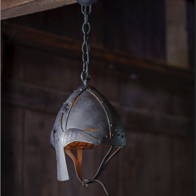 Lampe chevalier casque fer forgé 1xE27