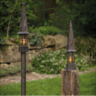 Lanterne jardin fer forgé (une pièce) Lanterne jardin fer forgé (une pièce)