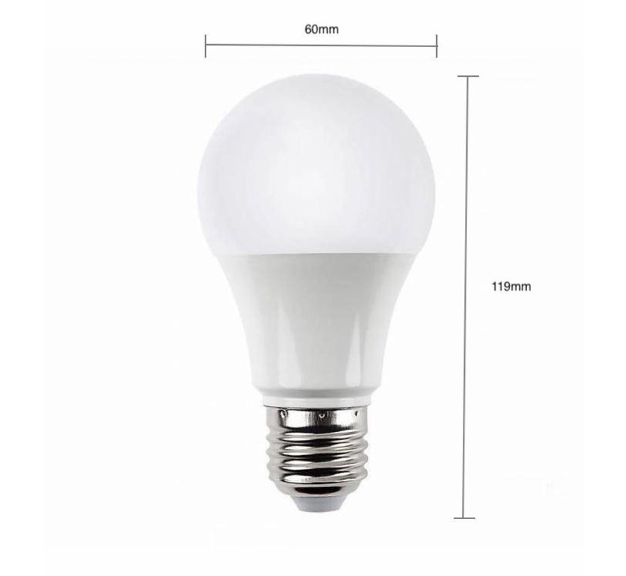 LED Lamp E27 fitting - 8W vervangt 49W - met Dag- Nachtsensor - Lichtkleur optioneel