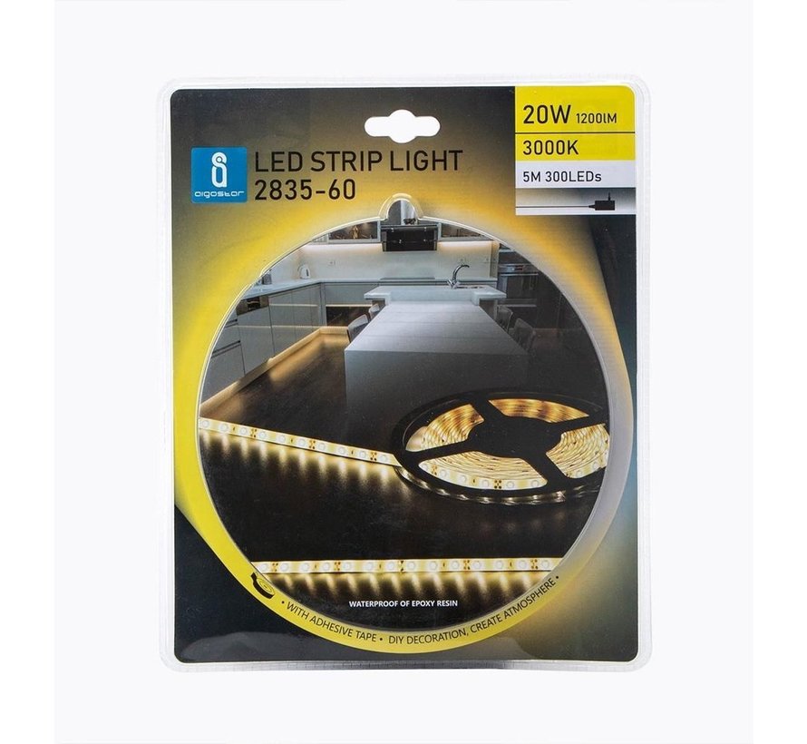 LED Strip 5M - 3000K warm wit licht – max. 20W - met aansluitstekker