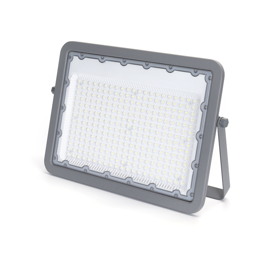 LED Breedstraler - 6000K daglicht wit - 200W vervangt 1800W - IP65 waterdicht - 18.000 Lumen