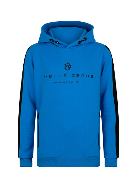 Hooded I. Blue Jeans