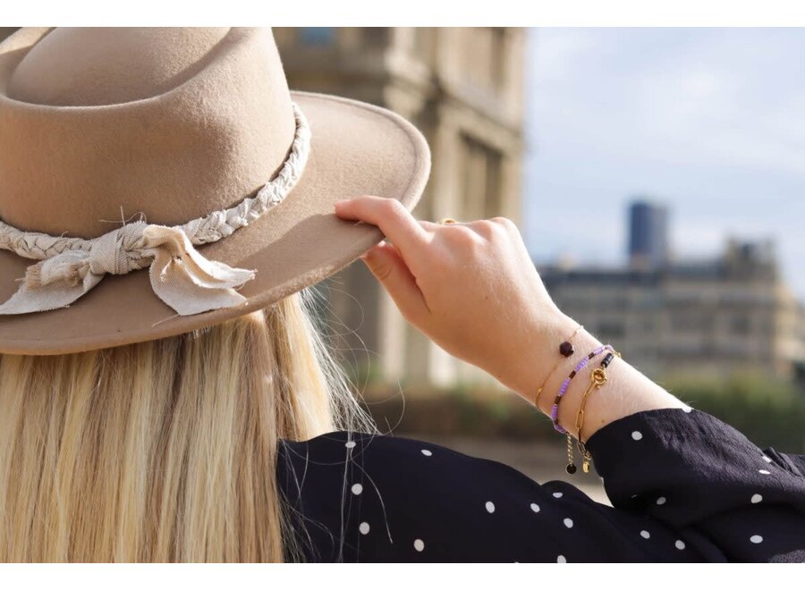 Black hexagon bracelet gold