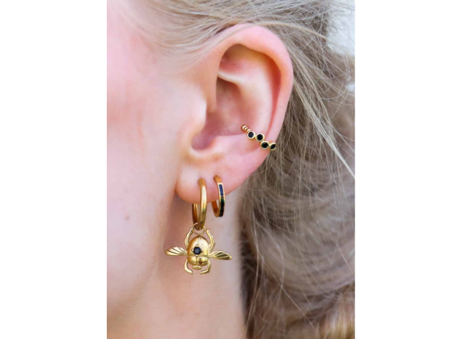 Black dots ear cuff gold