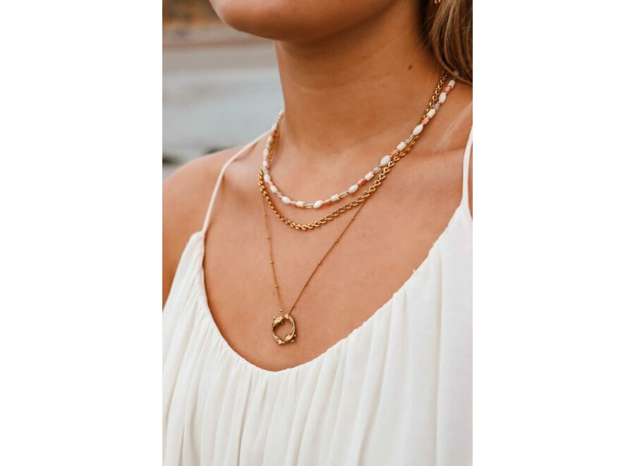 Baby shell necklace gold