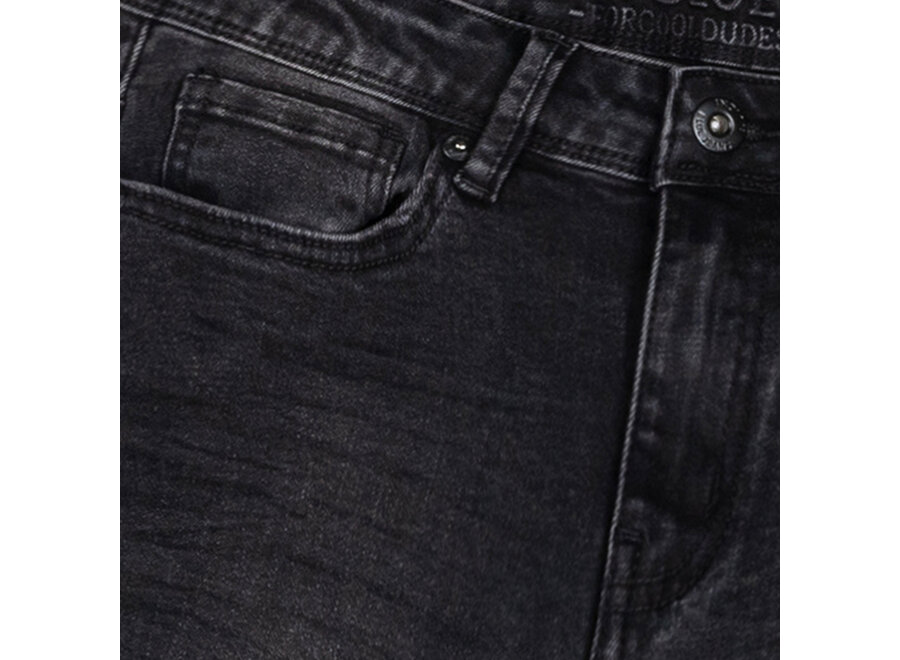 2686 Straight Fit Black Denim