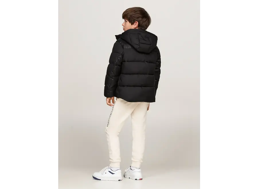 Contrast Padded Jack Black