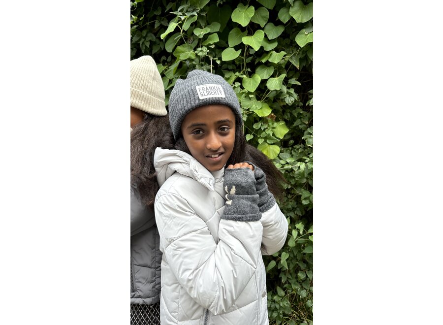 Pepper Beanie Dark Warm Grey