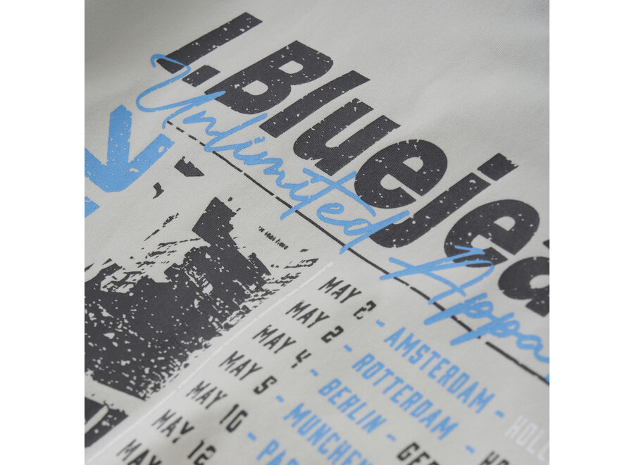 T-Shirt Badge and Backprint Dawn Blue