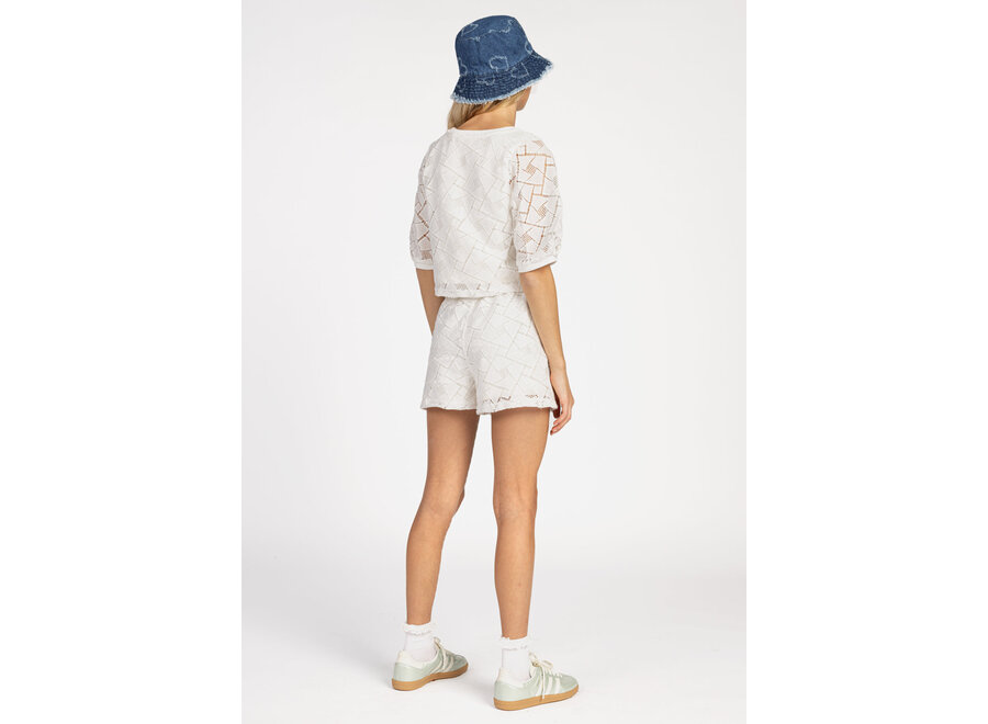 Short Merline Lace Pes Lesblancs
