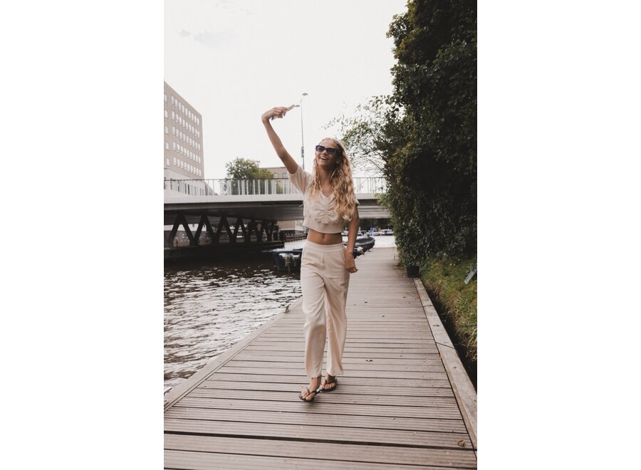 10Sixteen Pants Apricot Cream