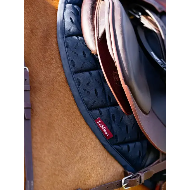 LeMieux Self Cool Pad 3D mesh