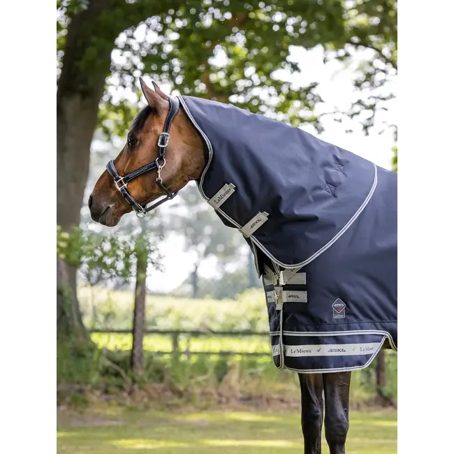 LeMieux Arika Featherweight Neck cover