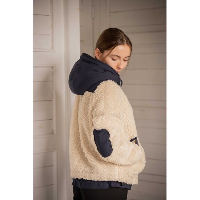 Vest Léontine
