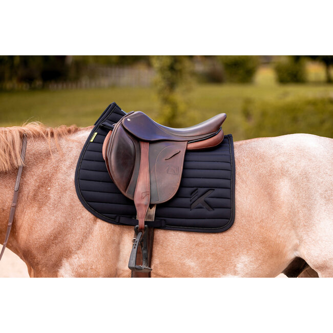 Equi-Theme Zadeldek K-TRITON