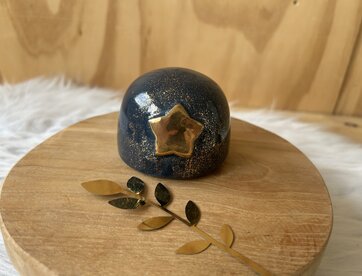 Urn blauw met gouden ster