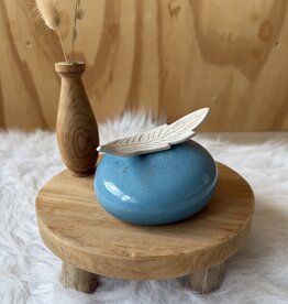 Urn Blauw met veer