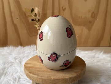 Urn beige met vlinders