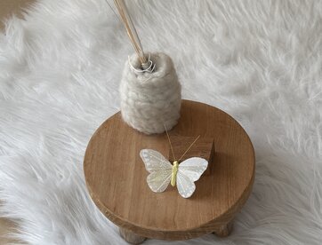 Vlindertje Lichtgeel 7 cm