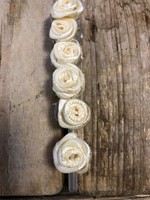 Roosjes off white op een rietje 6 stuks