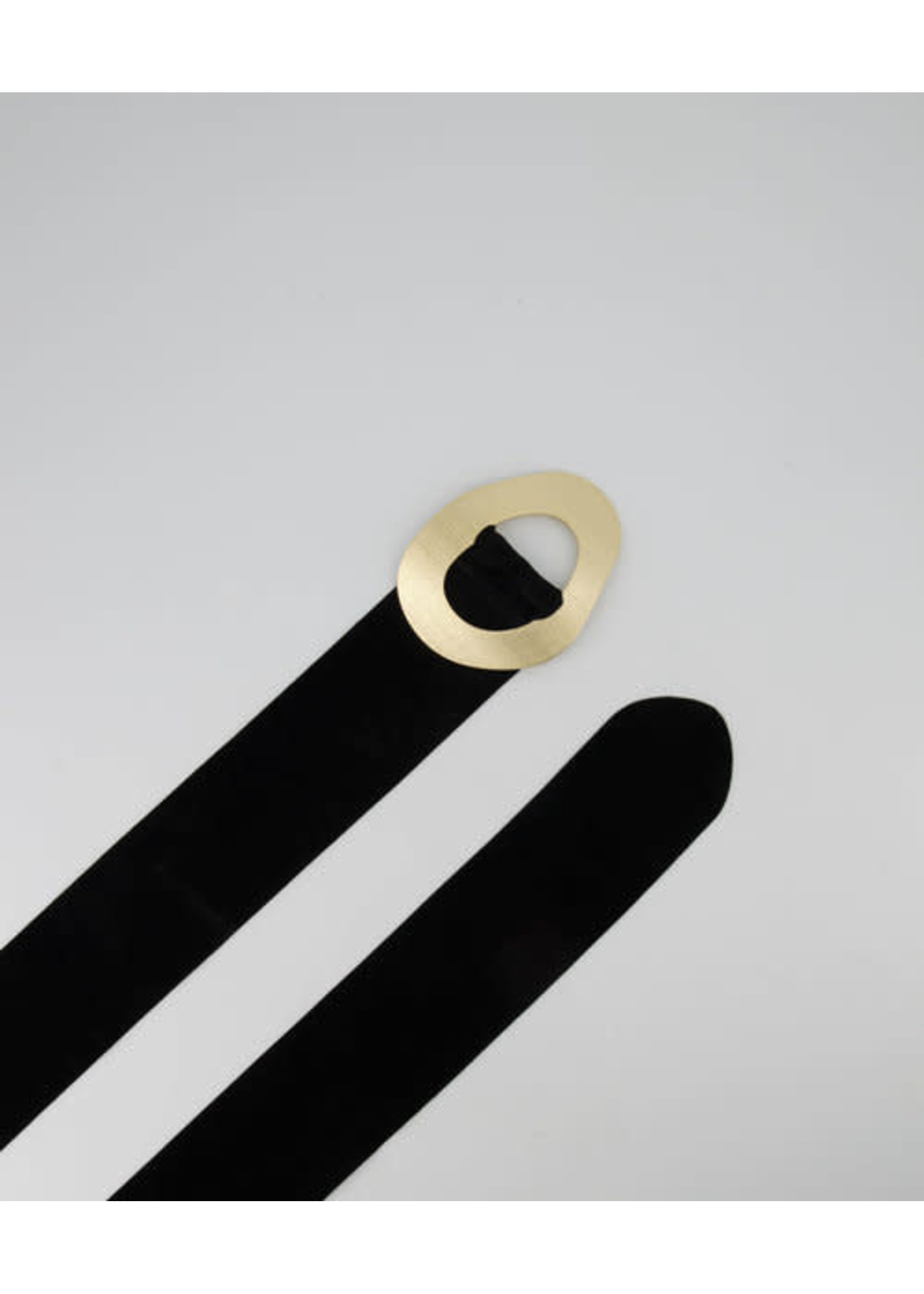 Suede Riem zwart met gouden gesp